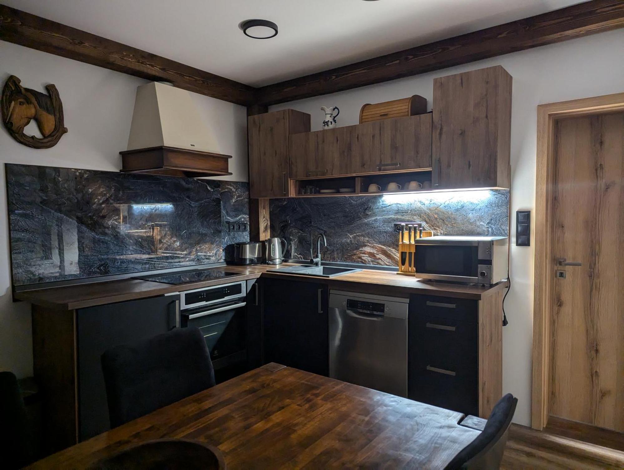 Jizdarna Malenovice Appartement Malenovice  Buitenkant foto