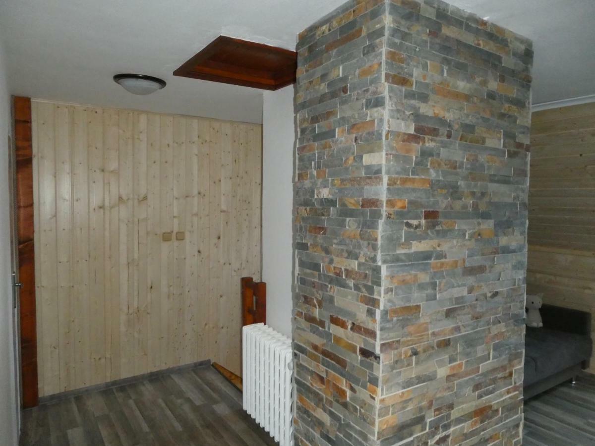 Jizdarna Malenovice Appartement Malenovice  Buitenkant foto