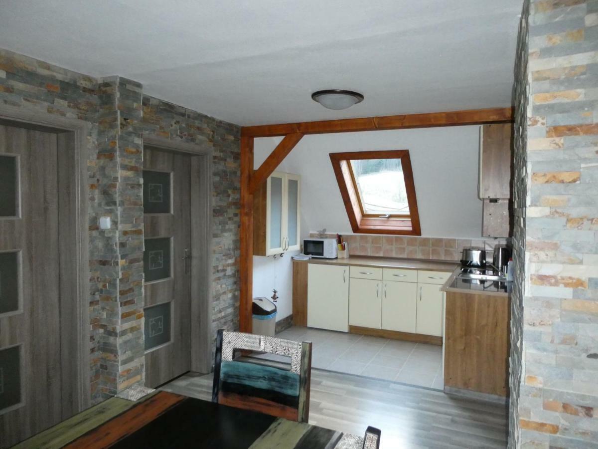 Jizdarna Malenovice Appartement Malenovice  Buitenkant foto
