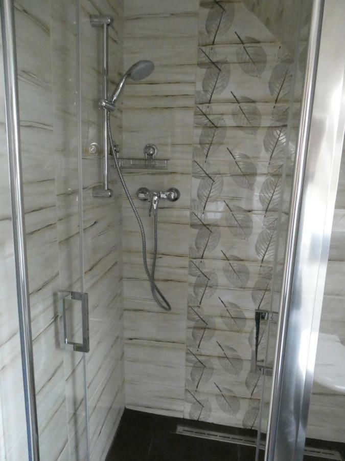 Jizdarna Malenovice Appartement Malenovice  Buitenkant foto